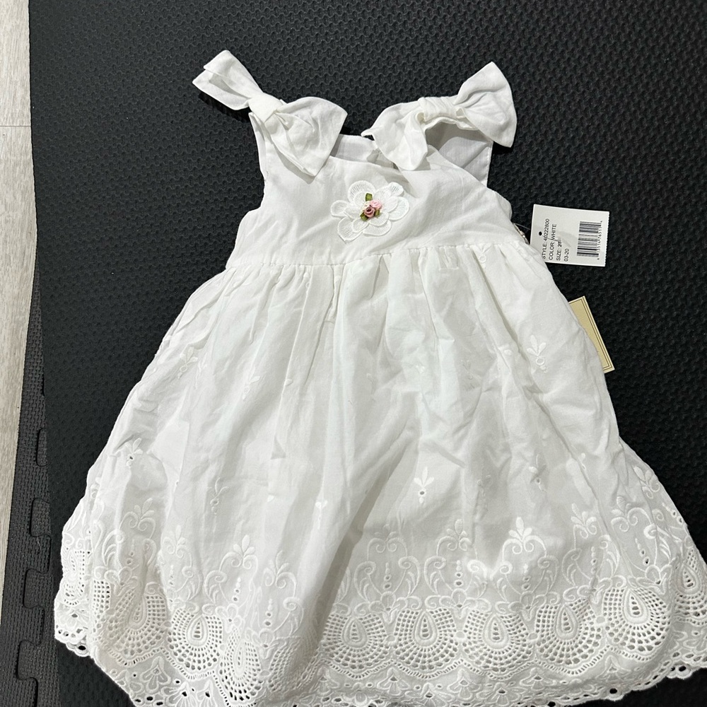 Laura Ashley London White Eyelet Baby Dress with Bow 2T